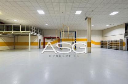 Warehouse - Studio - 2 Bathrooms for rent in Al Qusais Industrial Area - Al Qusais - Dubai Warehouse - Studio - 2 Bathrooms for rent in Al Qusais Industrial Area - Al Qusais - Dubai
