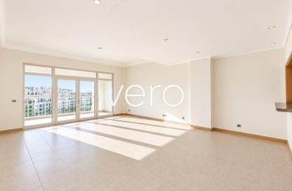 Apartment - 1 - 2 for rent in Al Khushkar - Shoreline Apartments - Palm Jumeirah - Dubai