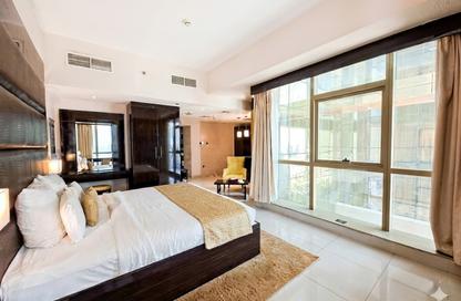 Apartment - Studio - 2 Bathrooms for rent in Gevora Hotel - Sheikh Zayed Road - Dubai