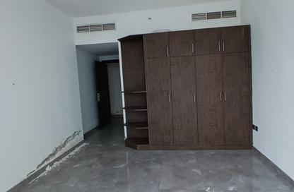 Apartment - 1 - 2 for rent in Al Majaz 2 - Al Majaz - Sharjah