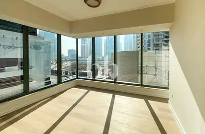 Apartment - 1 Bedroom - 2 Bathrooms for rent in Silverene Tower B - Silverene - Dubai Marina - Dubai