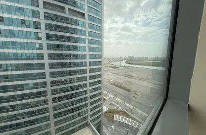 Apartment - 1 Bedroom - 2 Bathrooms for rent in Julphar Residential Tower - Julphar Towers - Al Nakheel - Ras Al Khaimah