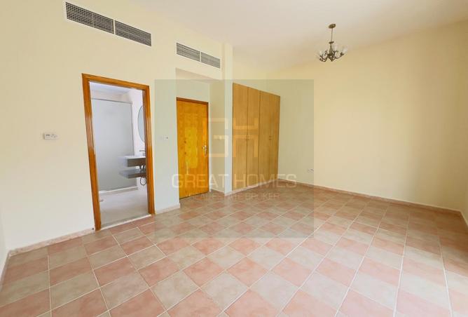 117272651 - Property Image 2