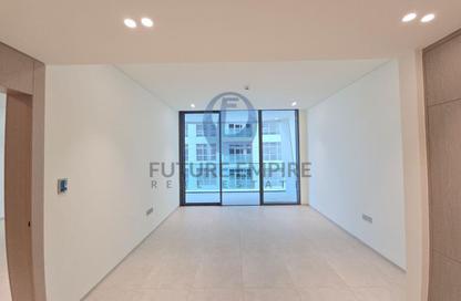 Apartment - 1 - 2 for rent in Binghatti Ivory - Dubai Healthcare City 2 - Al Jaddaf - Dubai