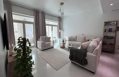 شقة - 2 غرف نوم - 3 حمامات للايجار في الشهلاء - مساكن شور لاين - نخلة جميرا - دبي شقة - 2 غرف نوم - 3 حمامات للايجار في الشهلاء - مساكن شور لاين - نخلة جميرا - دبي