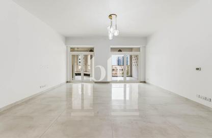 Apartment - 2 Bedrooms - 3 Bathrooms for rent in Al Shahla - Shoreline Apartments - Palm Jumeirah - Dubai