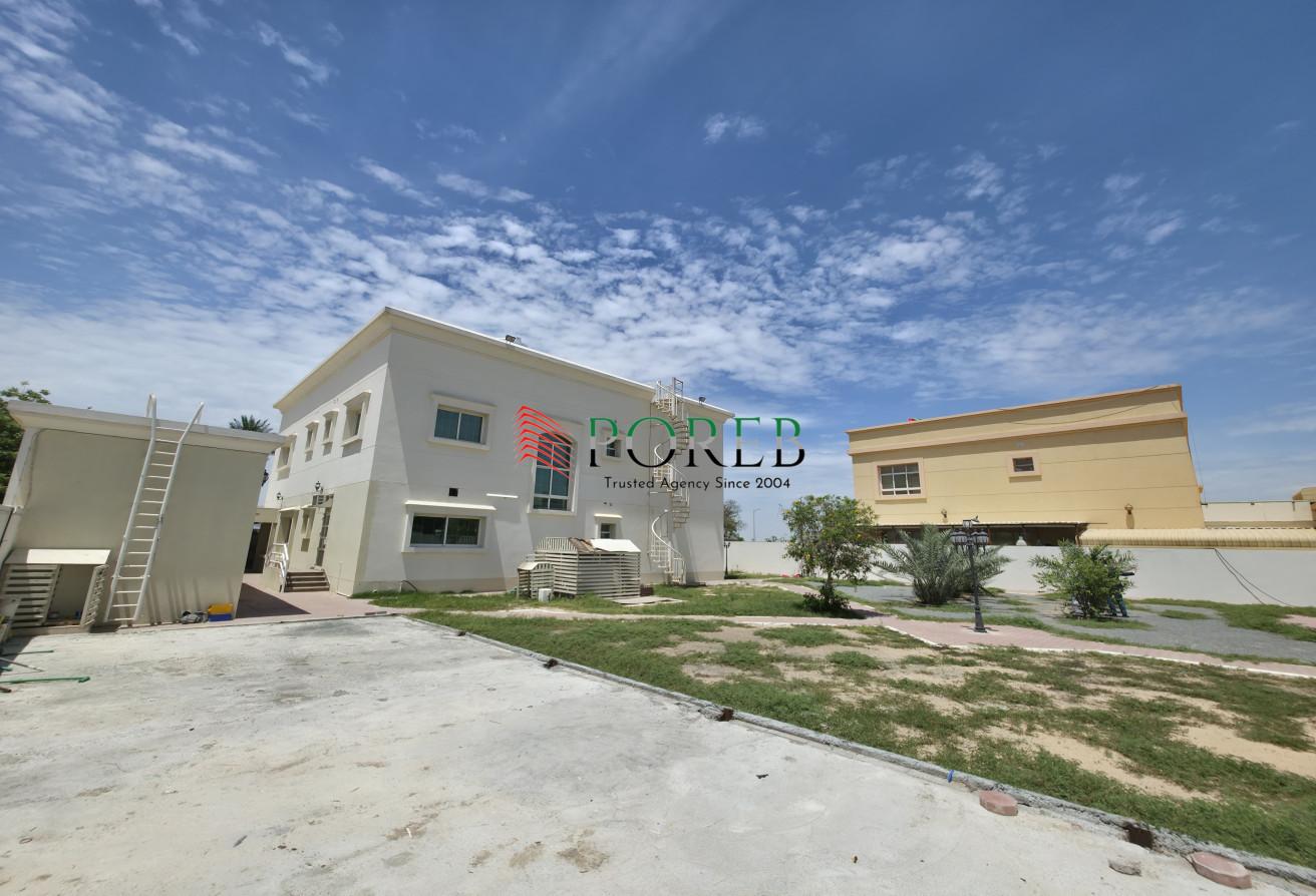 Massive Plot | 4 Master BR | Beside Main Road photo 15