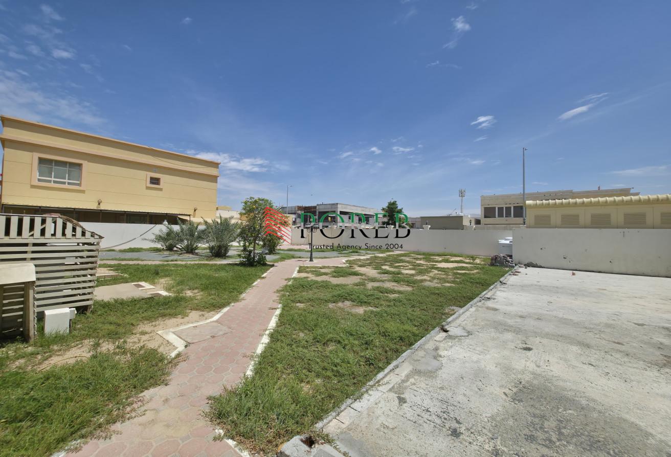 Massive Plot | 4 Master BR | Beside Main Road photo 20
