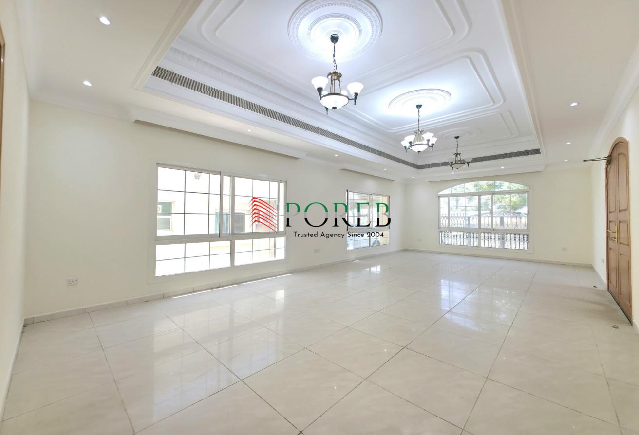 Massive Plot | 4 Master BR | Beside Main Road photo 6