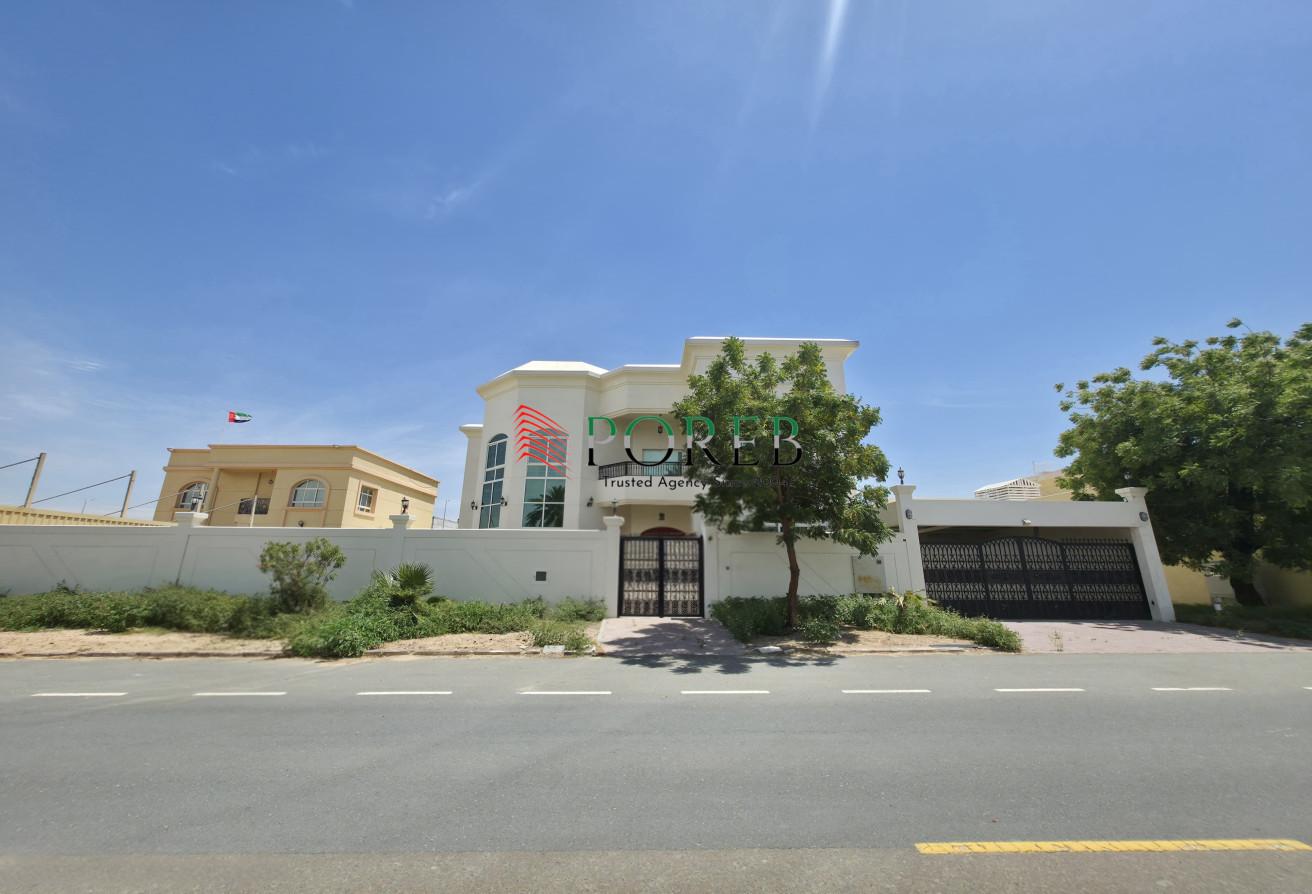Massive Plot | 4 Master BR | Beside Main Road photo 16
