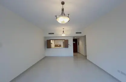 شقة - 2 غرف نوم - 3 حمامات للايجار في شيرينا بلازا - مشروع إثراء ديرة - ديرة - دبي