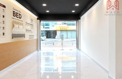 Shop - Studio - 1 for rent in Al Karama Sqaure - Al Karama - Bur Dubai - Dubai