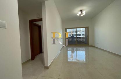 Apartment - 1 Bedroom - 2 Bathrooms for rent in Sondos Zinnia - Dubai Land Residence Complex - Dubai