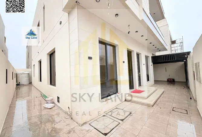 147324454 - Property Image 3