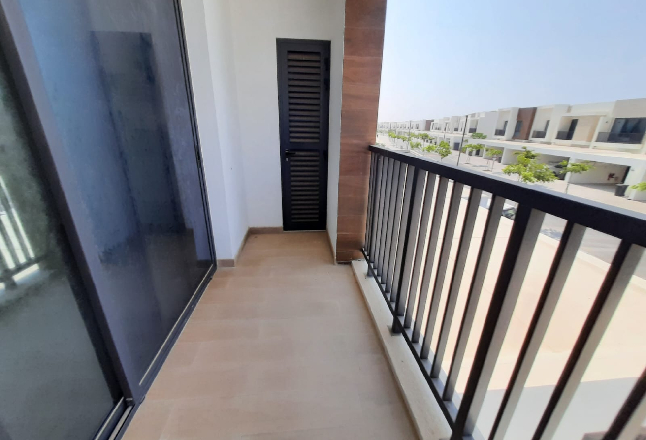 3 BR Villa with Private Garden in Mina Al Arab