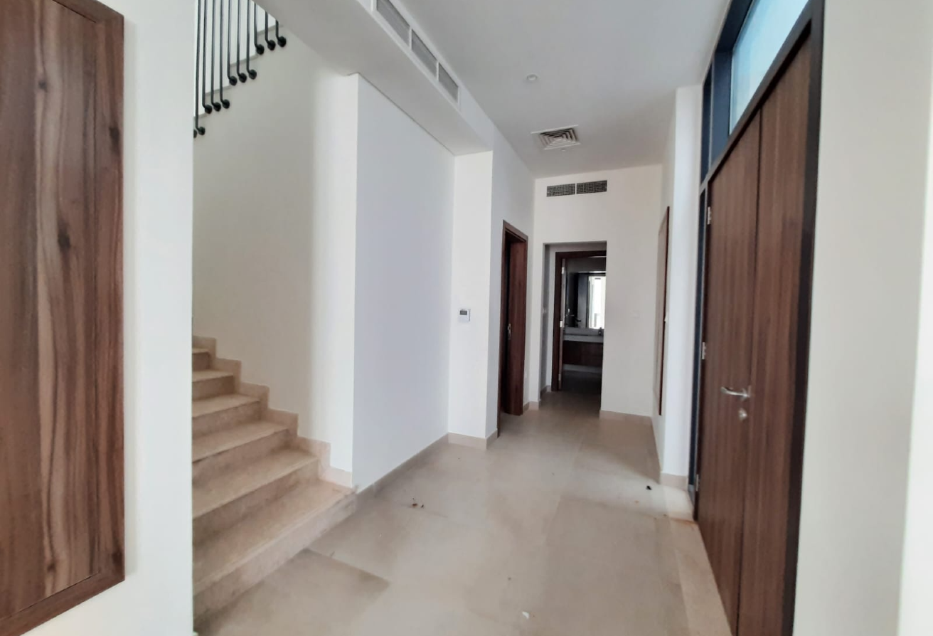3 BR Villa with Private Garden in Mina Al Arab