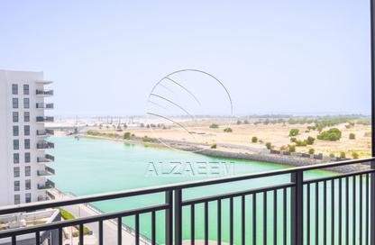 Apartment - 1 - 1 for rent in Waters Edge - Yas Island - Abu Dhabi
