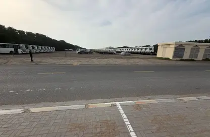 أرض - استوديو للايجار في المنطقة الصناعية رقم 17 - المنطقة الصناعية بالشارقة - الشارقة