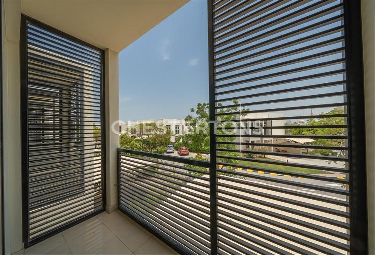 Great Facilities | Secure Compound | Modern photo 15
