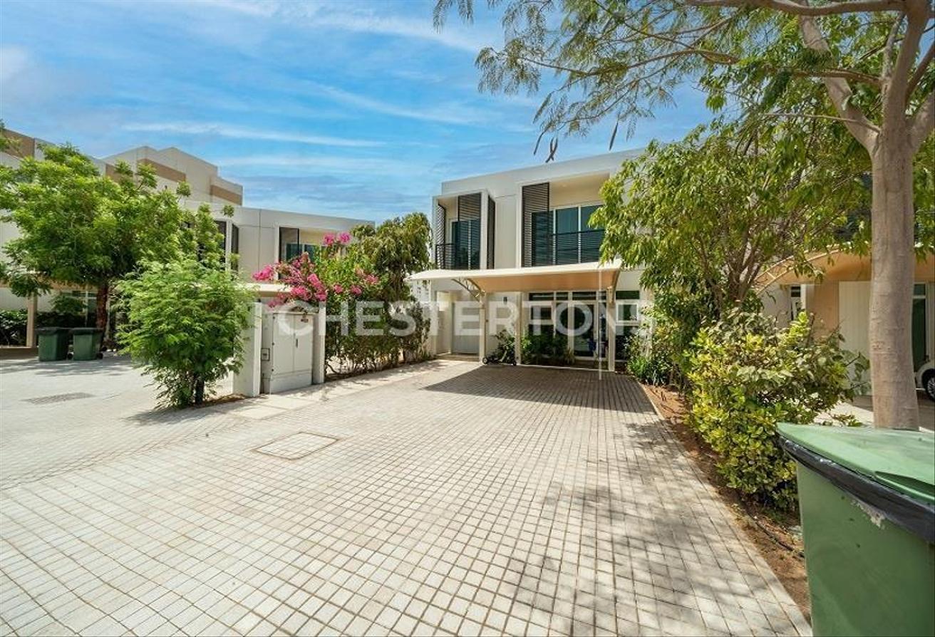 Great Facilities | Secure Compound | Modern photo 21