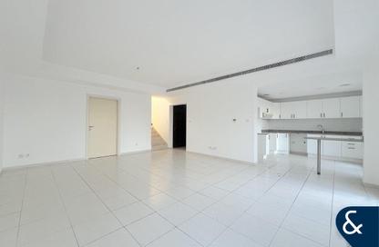 Villa - 3 Bedrooms - 3 Bathrooms for rent in Springs 2 - The Springs - Dubai