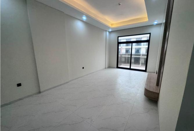 123388296 - Property Image 2