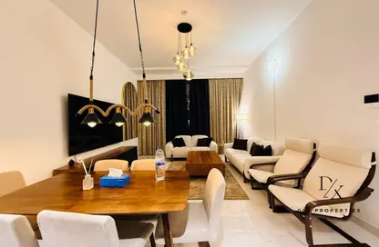 شقة - غرفة نوم - 2 حمامات للايجار في عزيزي فيستا - ستوديو سيتي - دبي