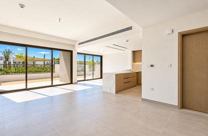 Townhouse - 3 - 4 for sale in La Violeta 1 - La Violeta - Villanova - Dubai