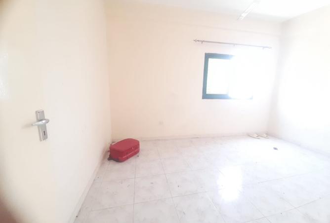 122440004 - Property Image 3