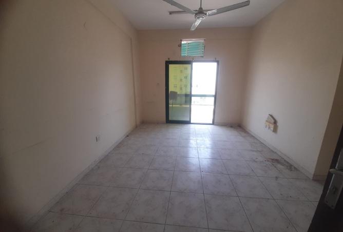122440004 - Property Image 2