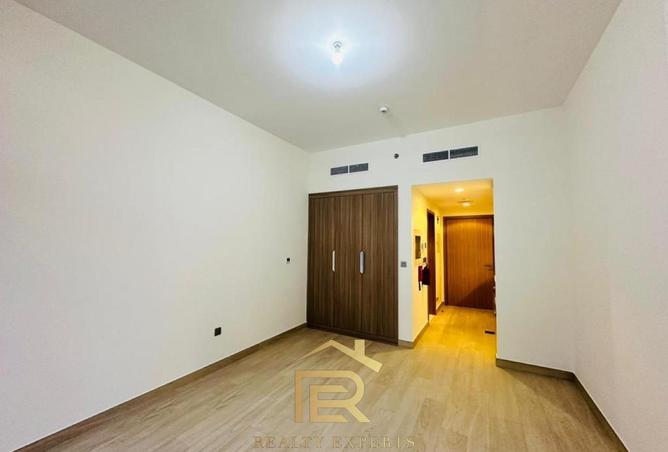 71114353 - Property Main Image