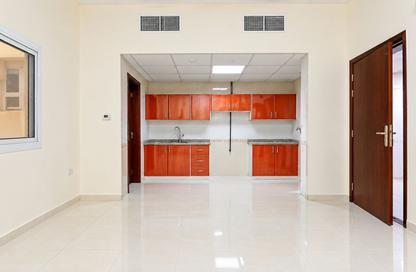 Apartment - Studio - 1 for rent in Muwaileh 29 Building - Muwaileh - Sharjah Apartment - Studio - 1 for rent in Muwaileh 29 Building - Muwaileh - Sharjah
