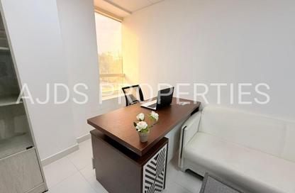 Office Space - Studio - 1 Bathroom for rent in Silver Home Building - Hor Al Anz - Deira - Dubai