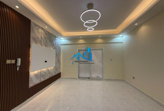 Renovated | 1 BHK | Facilities | Pool | Parking