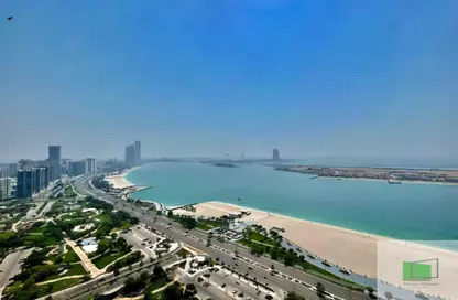 شقة - 2 غرف نوم - 3 حمامات للايجار في وايف تاور - شارع الكورنيش - أبوظبي