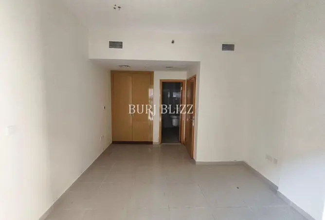 165034109 - Property Image 2