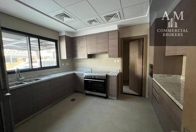 78586117 - Property Image 3