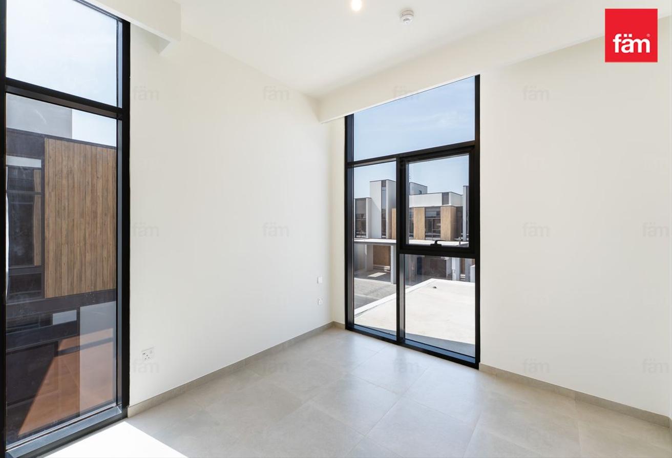 Brand New | Park facing | Ready to Move photo 19