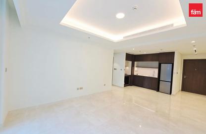 Apartment - 1 - 1 for rent in Palace Beach Residence Tower 2 - Palace Beach Residence - Emaar Beachfront - Dubai Harbour - Dubai