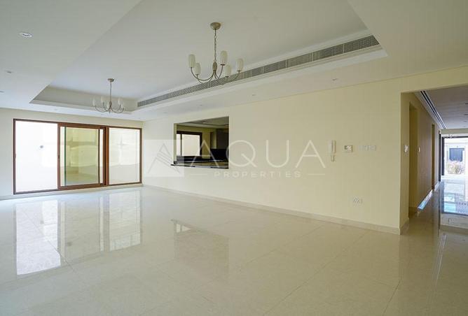 89630278 - Property Image 2