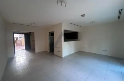 تاون هاوس - غرفة نوم - 2 حمامات للايجار في نخيل تاونهاوس - الضاحية 12 - قرية جميرا الدائرية - دبي