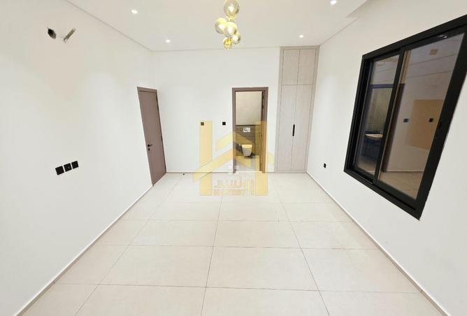 110498963 - Property Image 2