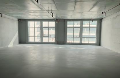 Office Space - Studio - 1 Bathroom for rent in Grosvenor Office Tower - Business Bay - Dubai