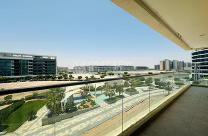 Apartment - 3 Bedrooms - 3 Bathrooms for rent in P-2612 - Al Raha Beach - Abu Dhabi