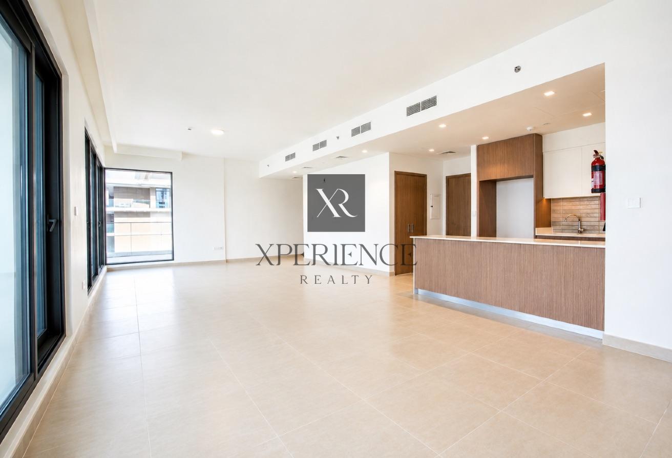 PANORAMIC SEA & MARINA VIEWS| TOP FLOOR |3BR+MAID photo 4