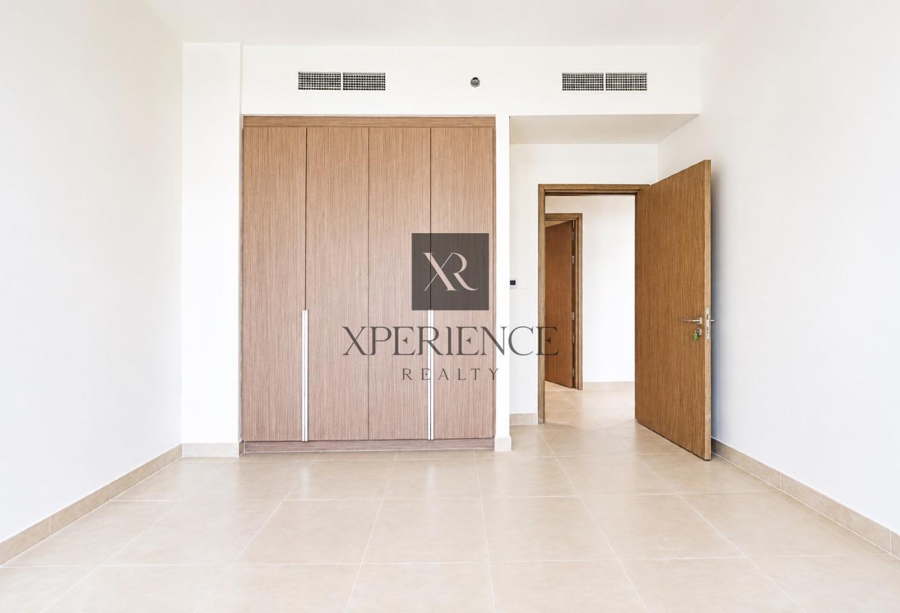 PANORAMIC SEA & MARINA VIEWS| TOP FLOOR |3BR+MAID photo 11