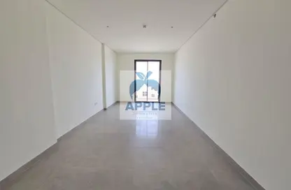 شقة - غرفة نوم - 2 حمامات للايجار في الزاهية - تجارية مويلح - الشارقة