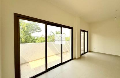 Apartment - 2 Bedrooms - 2 Bathrooms for rent in The Gardens Buildings - The Gardens - Dubai