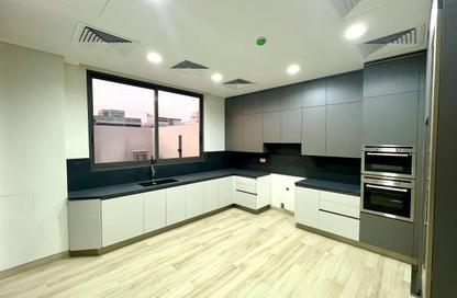 Villa - 5 Bedrooms - 6 Bathrooms for rent in Nad Al Sheba Gardens - Nad Al Sheba 1 - Nad Al Sheba - Dubai Villa - 5 Bedrooms - 6 Bathrooms for rent in Nad Al Sheba Gardens - Nad Al Sheba 1 - Nad Al Sheba - Dubai