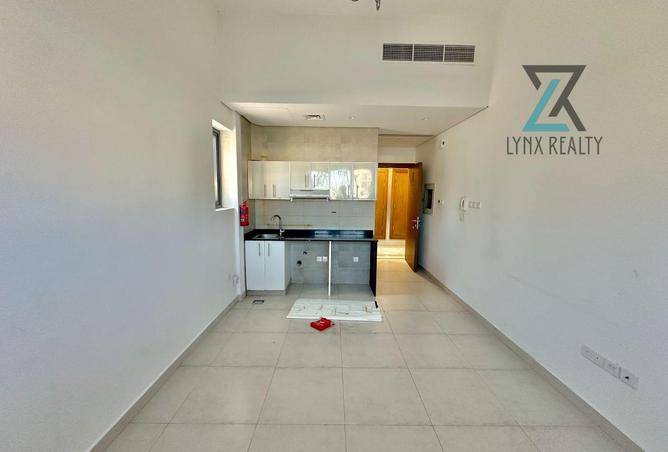 NEAR METRO | COZY STUDIO UNIT | FAMILY ONLY